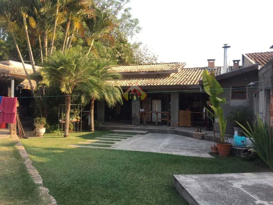 Foto 1 de Casa com 2 Quartos à venda, 200m² em Jardim dos Passaros, Taubaté