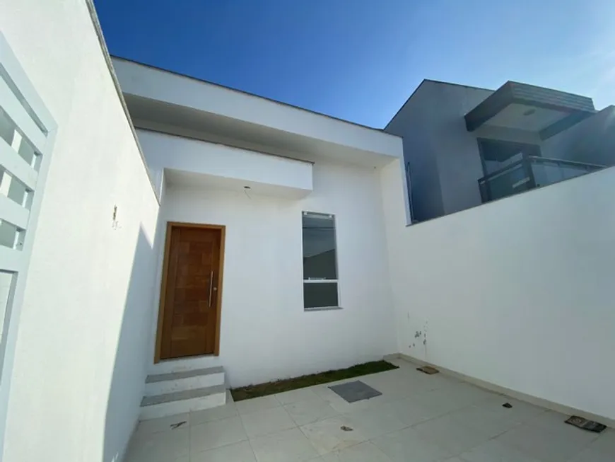 Foto 1 de Casa com 2 Quartos à venda, 65m² em Vale das Palmeiras, Macaé