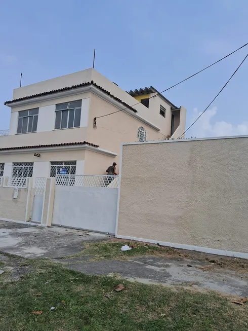 Foto 1 de Casa com 3 Quartos para venda ou aluguel, 122m² em Bangu, Rio de Janeiro