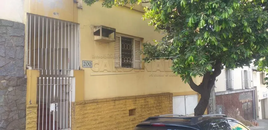 Foto 1 de Casa com 3 Quartos para alugar, 113m² em Centro, Araraquara