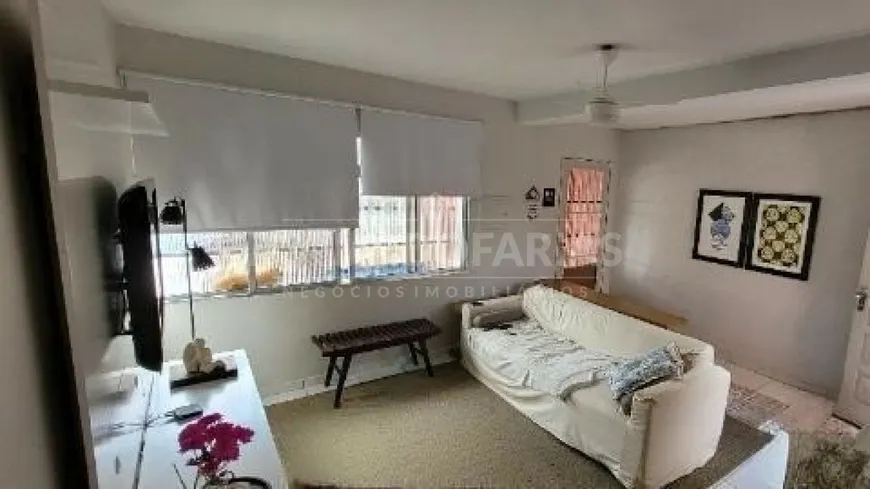 Foto 1 de Casa com 2 Quartos à venda, 75m² em Veleiros, São Paulo