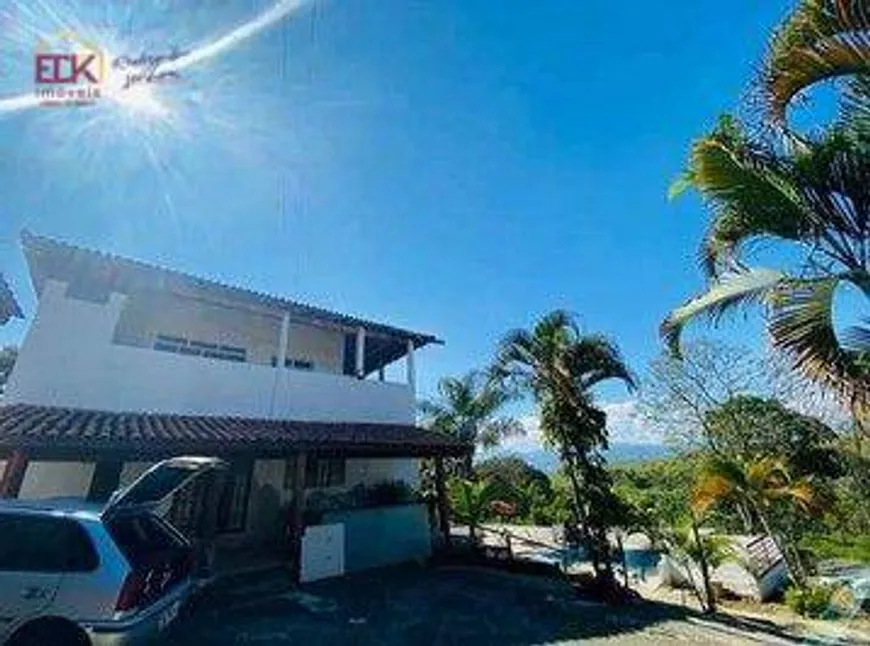 Foto 1 de Fazenda/Sítio com 3 Quartos à venda, 250m² em Santa Luzia, Guaratinguetá