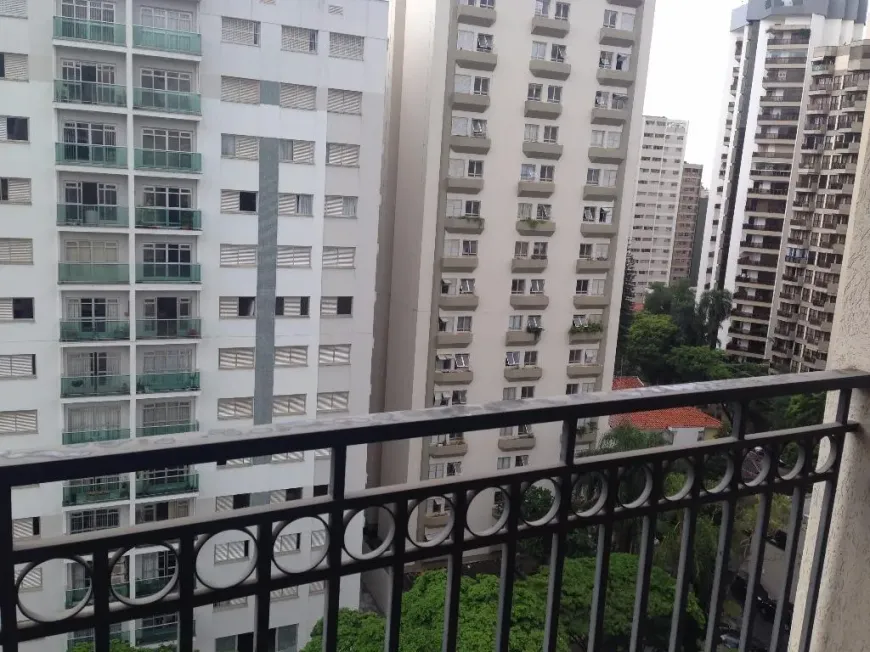 Foto 1 de Apartamento com 2 Quartos para alugar, 50m² em Cambuí, Campinas