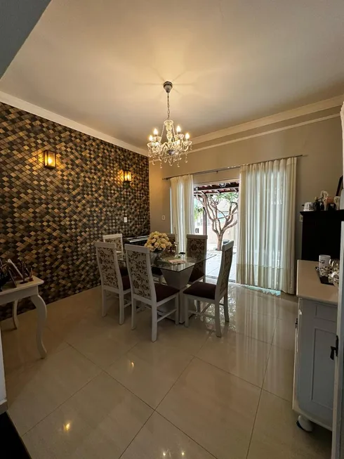 Foto 1 de Casa com 5 Quartos à venda, 295m² em Centro Norte, Cuiabá