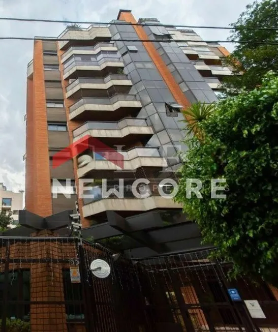 Foto 1 de Apartamento com 4 Quartos à venda, 180m² em Jardim Catanduva, São Paulo