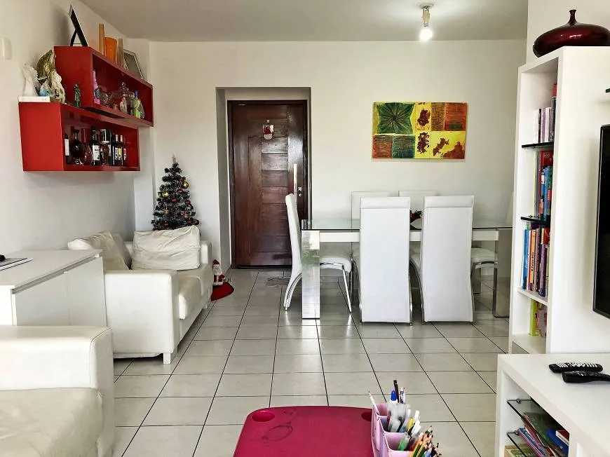 Foto 1 de Casa com 2 Quartos à venda, 92m² em Patamares, Salvador