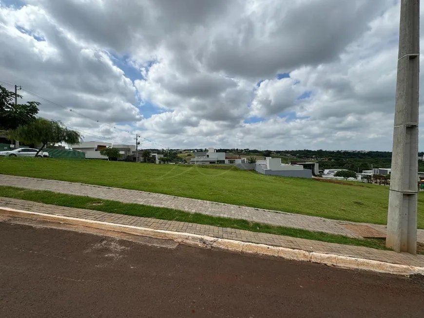 Foto 1 de Lote/Terreno à venda, 412m² em Parque Industrial, Maringá