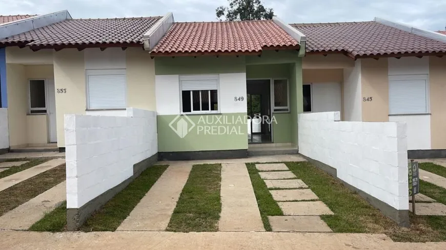 Foto 1 de Casa com 2 Quartos à venda, 44m² em Neopolis, Gravataí