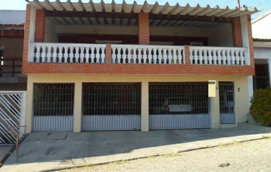 Foto 1 de Sobrado com 3 Quartos à venda, 382m² em Tanque Caio, Ribeirão Pires