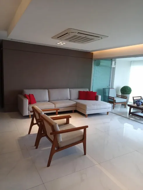 Foto 1 de Apartamento com 3 Quartos à venda, 180m² em Patamares, Salvador