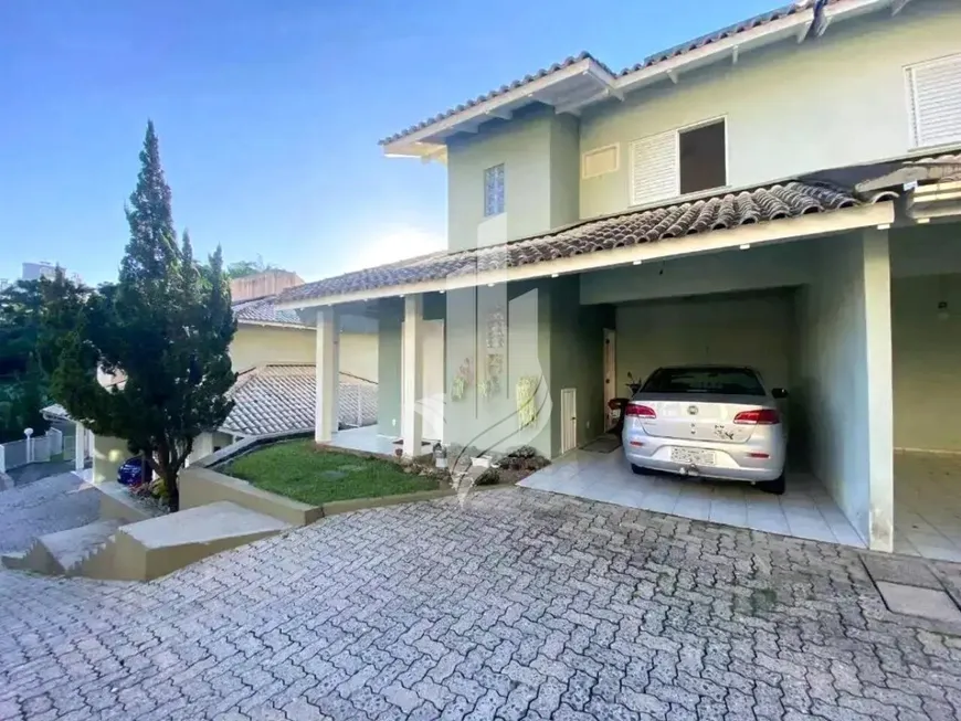 Foto 1 de Casa de Condomínio com 2 Quartos à venda, 110m² em Vila Nova, Blumenau