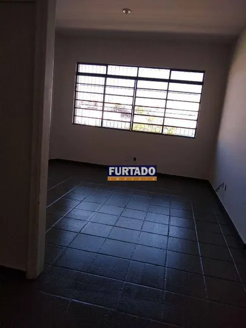 Foto 1 de Sala Comercial para alugar, 25m² em Vila Sacadura Cabral, Santo André