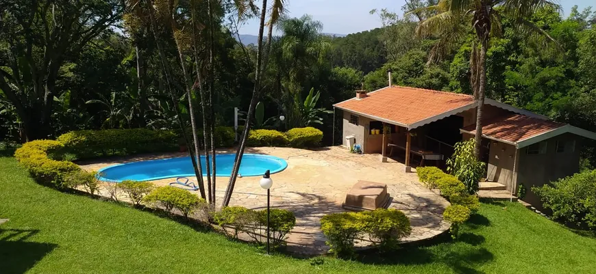 Foto 1 de Fazenda/Sítio com 4 Quartos à venda, 500m² em Loteamento Pinheirinho, Jundiaí