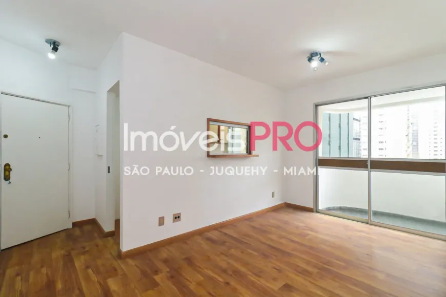 Foto 1 de Apartamento com 2 Quartos à venda, 55m² em Moema, São Paulo