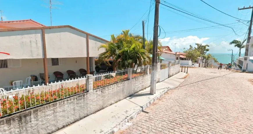 Foto 1 de Casa com 3 Quartos à venda, 361m² em Pirangi do Norte, Parnamirim