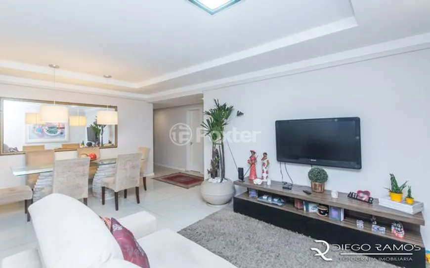 Foto 1 de Apartamento com 3 Quartos à venda, 123m² em Passo da Areia, Porto Alegre