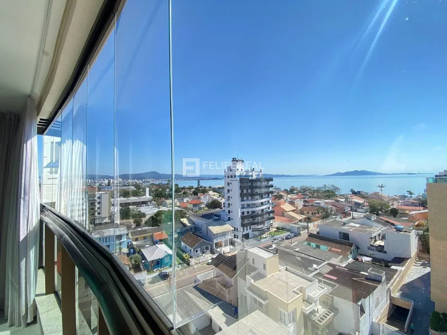 Foto 1 de Apartamento com 3 Quartos à venda, 119m² em Balneário, Florianópolis