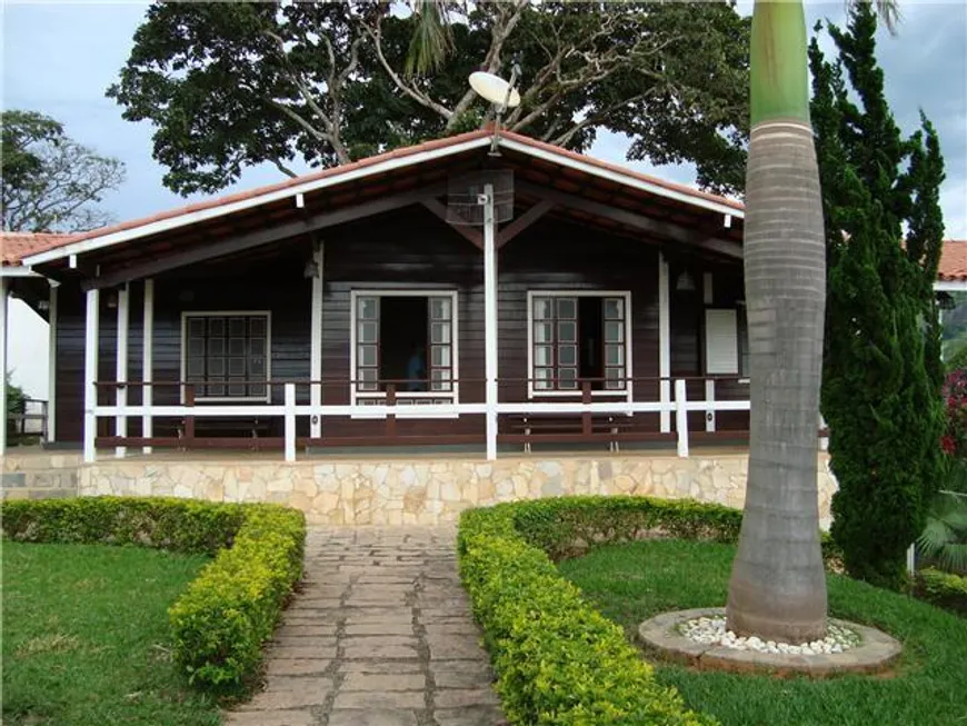 Foto 1 de Casa com 3 Quartos à venda, 300m² em José Verissimo, Paraisópolis