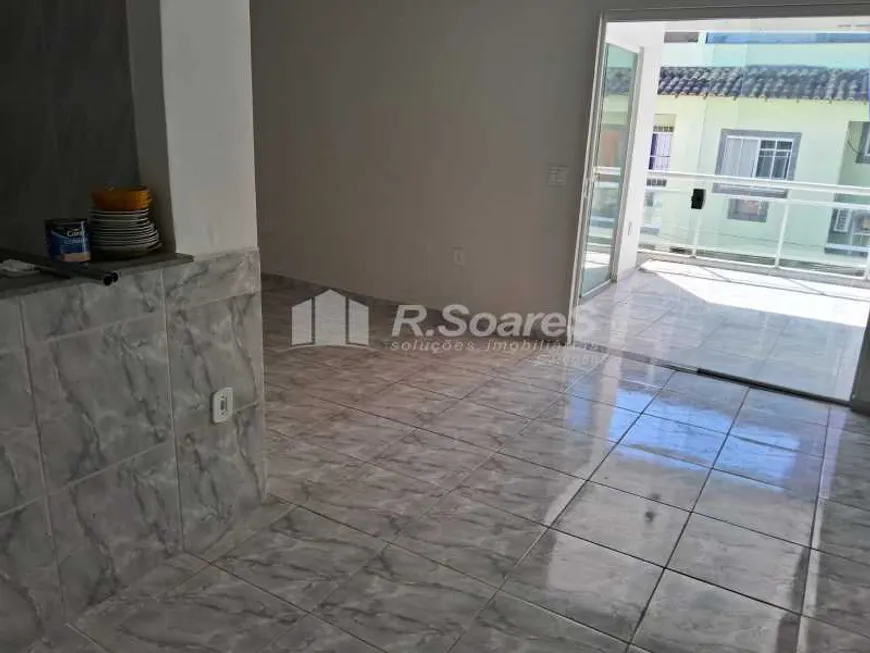 Foto 1 de  com 2 Quartos à venda, 70m² em  Vila Valqueire, Rio de Janeiro