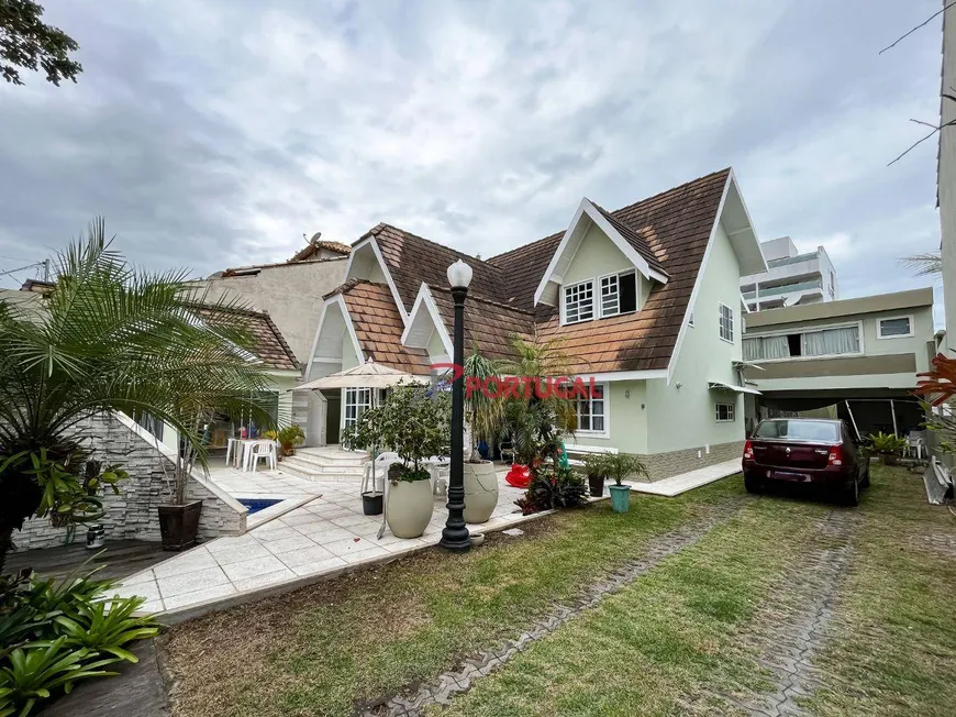 Foto 1 de Casa com 5 Quartos à venda, 350m² em Praia do Pecado, Macaé