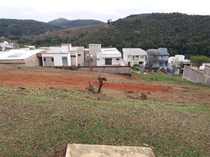 Foto 1 de Lote/Terreno à venda, 300m² em Grama, Juiz de Fora