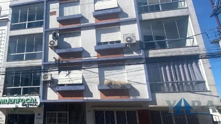 Foto 1 de Apartamento com 1 Quarto para alugar, 40m² em São João, Porto Alegre