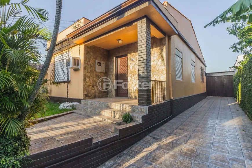 Foto 1 de Casa com 3 Quartos à venda, 134m² em Sarandi, Porto Alegre