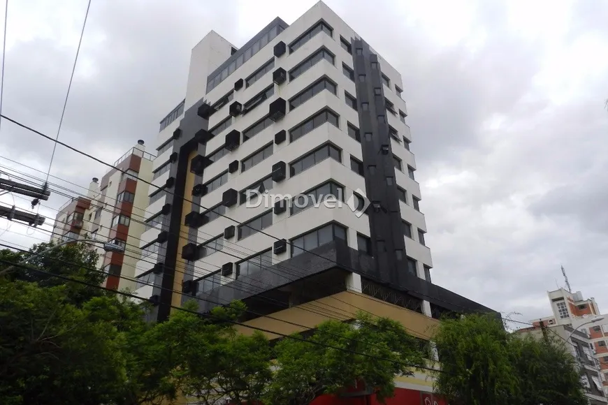 Foto 1 de Sala Comercial para alugar, 28m² em Menino Deus, Porto Alegre