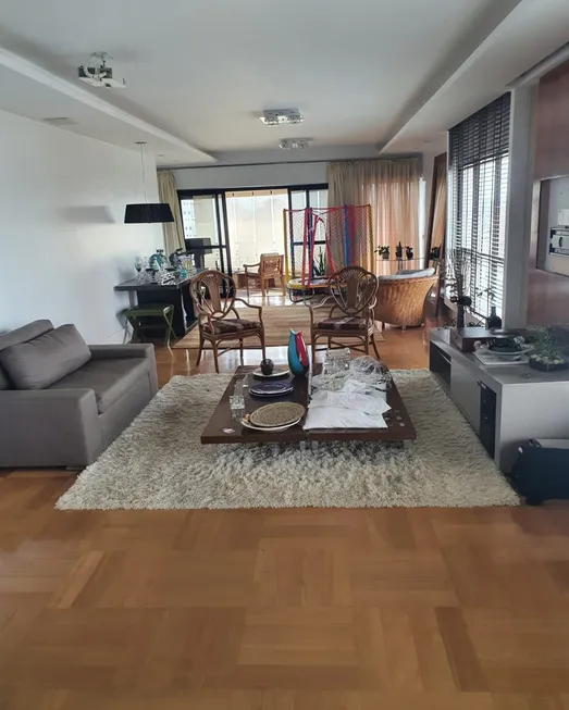 Foto 1 de Apartamento com 4 Quartos à venda, 190m² em Perdizes, São Paulo