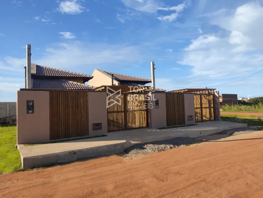 Foto 1 de Casa com 2 Quartos à venda, 71m² em Centro, São Miguel do Gostoso