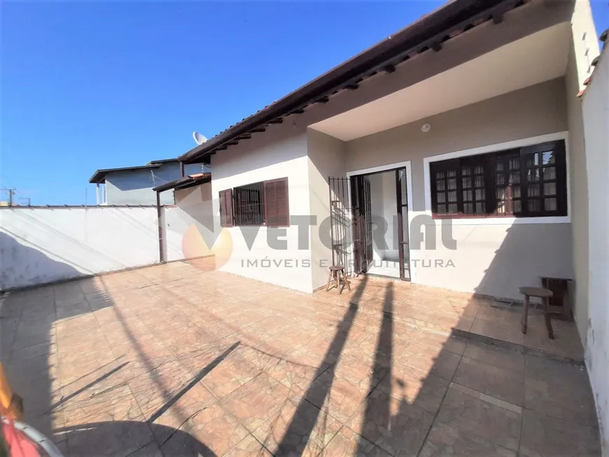 Foto 1 de Casa com 3 Quartos à venda, 96m² em Martim de Sa, Caraguatatuba