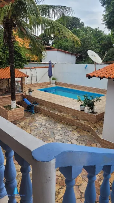 Foto 1 de Casa com 2 Quartos à venda, 200m² em Vila Capri, Araruama