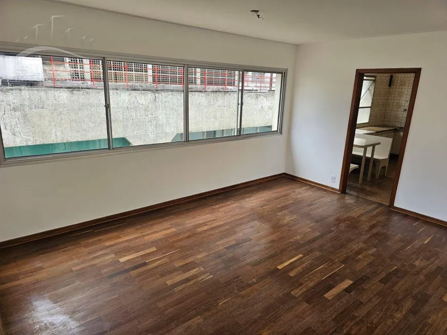 Foto 1 de Apartamento com 3 Quartos para venda ou aluguel, 139m² em Higienópolis, São Paulo