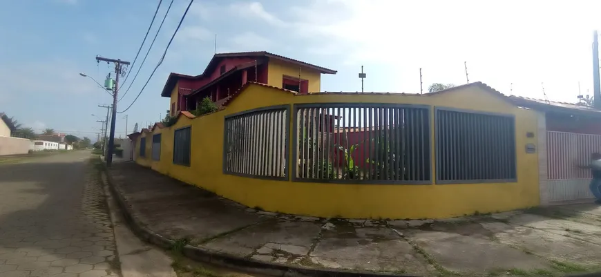 Foto 1 de Casa com 3 Quartos à venda, 198m² em Jardim das Palmeiras, Itanhaém