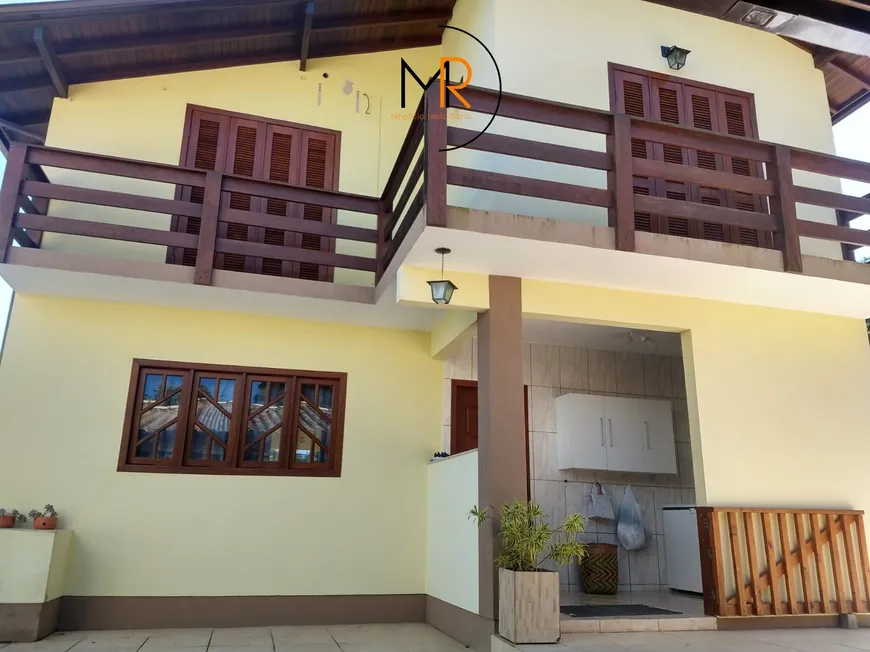 Foto 1 de Casa com 2 Quartos à venda, 260m² em Ratones, Florianópolis