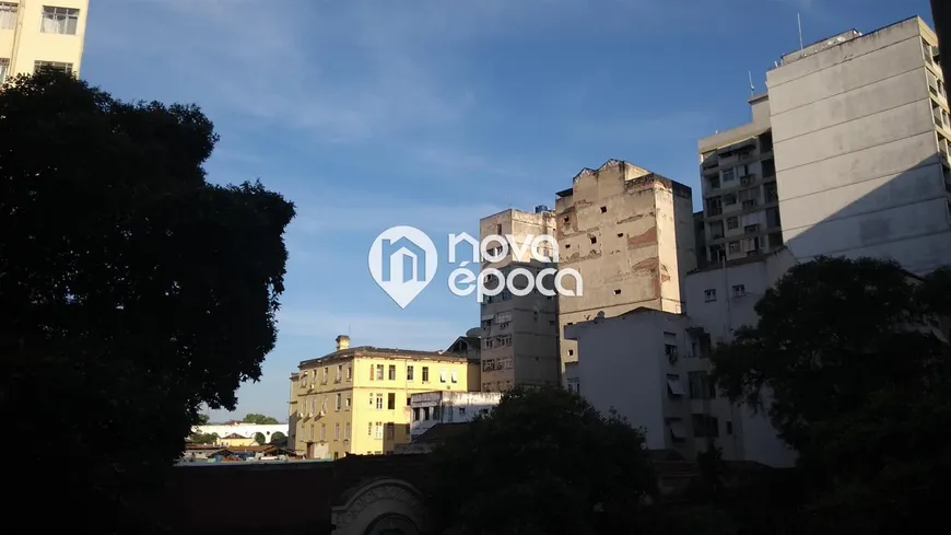 Foto 1 de Apartamento com 1 Quarto à venda, 42m² em Centro, Rio de Janeiro