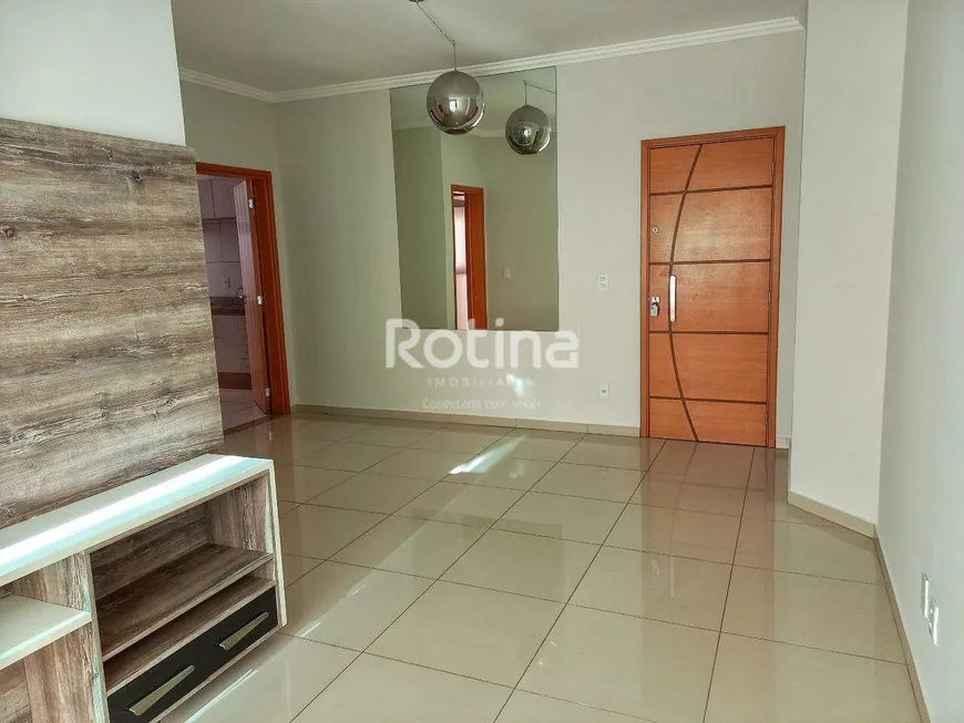 Foto 1 de Apartamento com 3 Quartos à venda, 77m² em Tubalina, Uberlândia