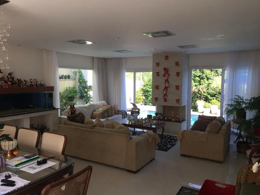 Foto 1 de Sobrado com 4 Quartos à venda, 275m² em Real Park, Mogi das Cruzes