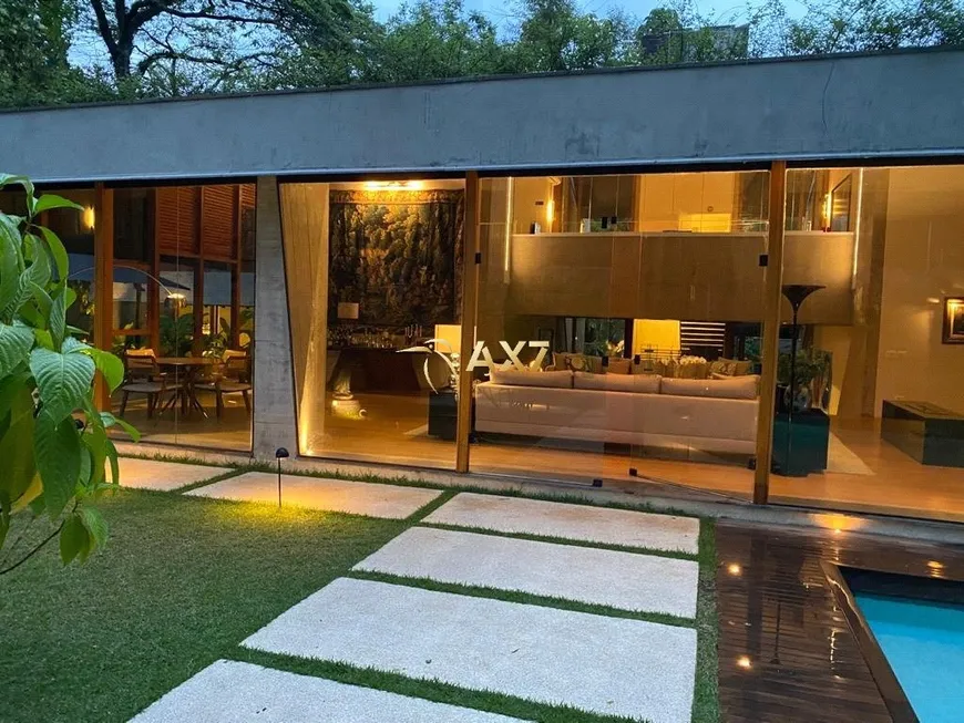 Foto 1 de Casa com 4 Quartos à venda, 808m² em Cidade Jardim, São Paulo