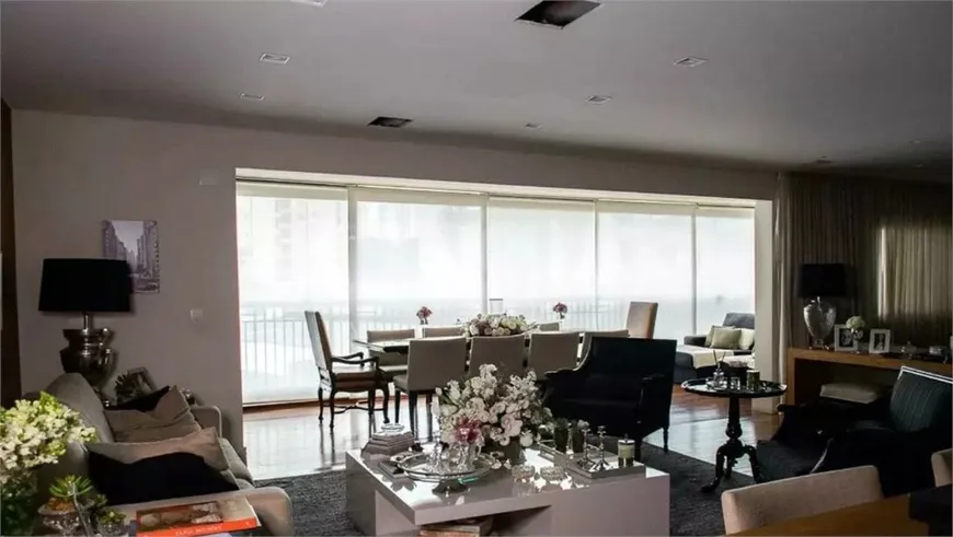 Foto 1 de Apartamento com 3 Quartos à venda, 186m² em Santana, São Paulo