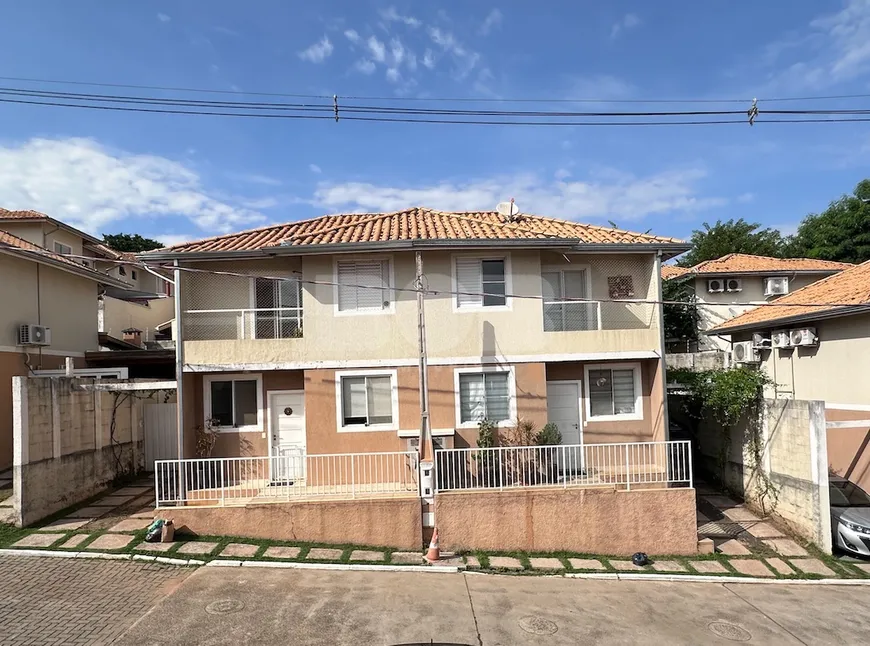 Foto 1 de Casa de Condomínio com 3 Quartos para alugar, 80m² em Parque Rural Fazenda Santa Cândida, Campinas