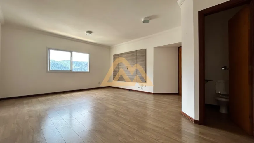 Foto 1 de Apartamento com 3 Quartos à venda, 116m² em Centro, Poços de Caldas