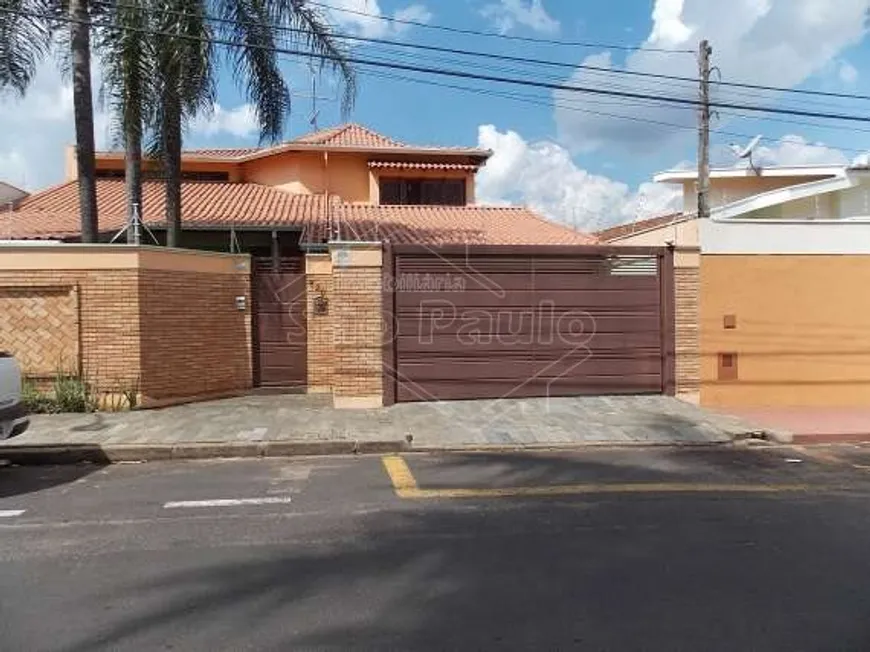 Foto 1 de Casa com 3 Quartos à venda, 328m² em Vila Ferroviária, Araraquara