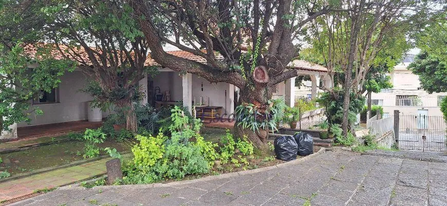 Foto 1 de Casa com 4 Quartos à venda, 699m² em Vila Albertina, São Paulo