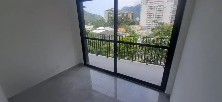 Foto 1 de Apartamento com 2 Quartos à venda, 80m² em Recreio Dos Bandeirantes, Rio de Janeiro