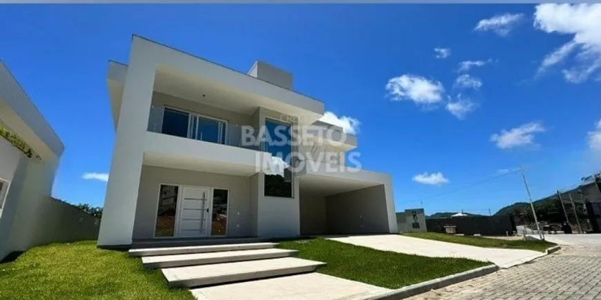 Foto 1 de Casa de Condomínio com 4 Quartos à venda, 380m² em Ingleses do Rio Vermelho, Florianópolis