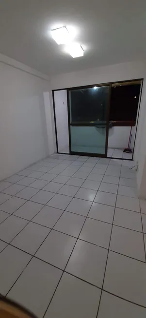 Foto 1 de Apartamento com 3 Quartos à venda, 74m² em Encruzilhada, Recife