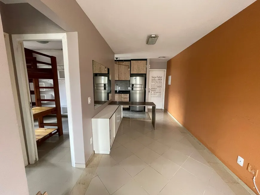 Foto 1 de Apartamento com 2 Quartos à venda, 55m² em Vila Guilhermina, São Paulo