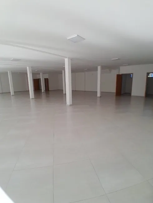 Foto 1 de Sala Comercial para alugar, 380m² em Barra do Rio Cerro, Jaraguá do Sul