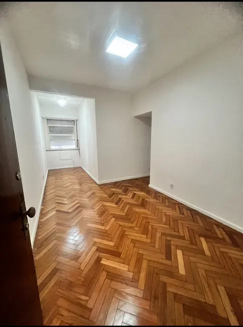 Foto 1 de Apartamento com 3 Quartos à venda, 92m² em Copacabana, Rio de Janeiro